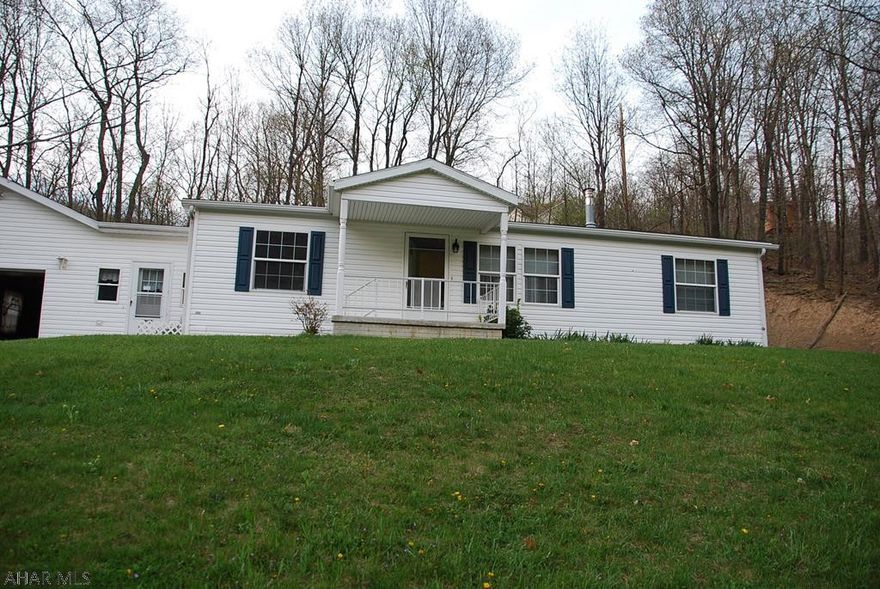 This 3 Bedroom 2 Bath home is in the Maple Hollow area of Duncansville. It has a one car attached Garage. There is a Deck in the Back off of the Dining Area. It has an open floor plan.