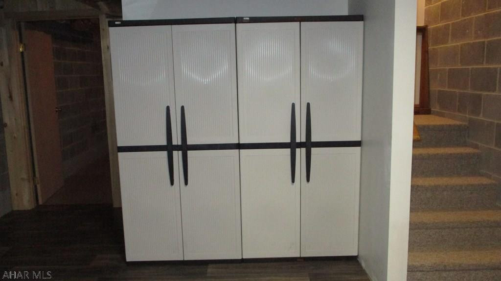 Glendale Yearound - Residential