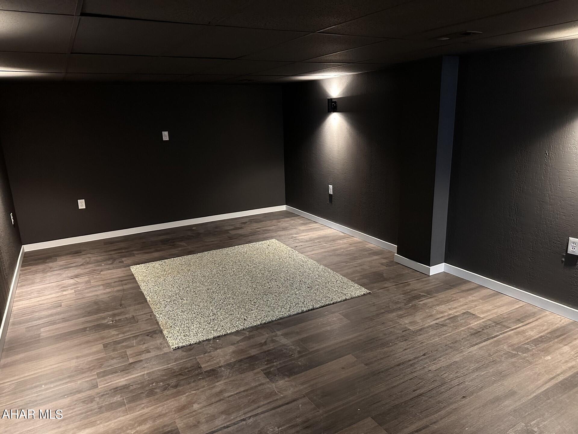 Juniata - Residential