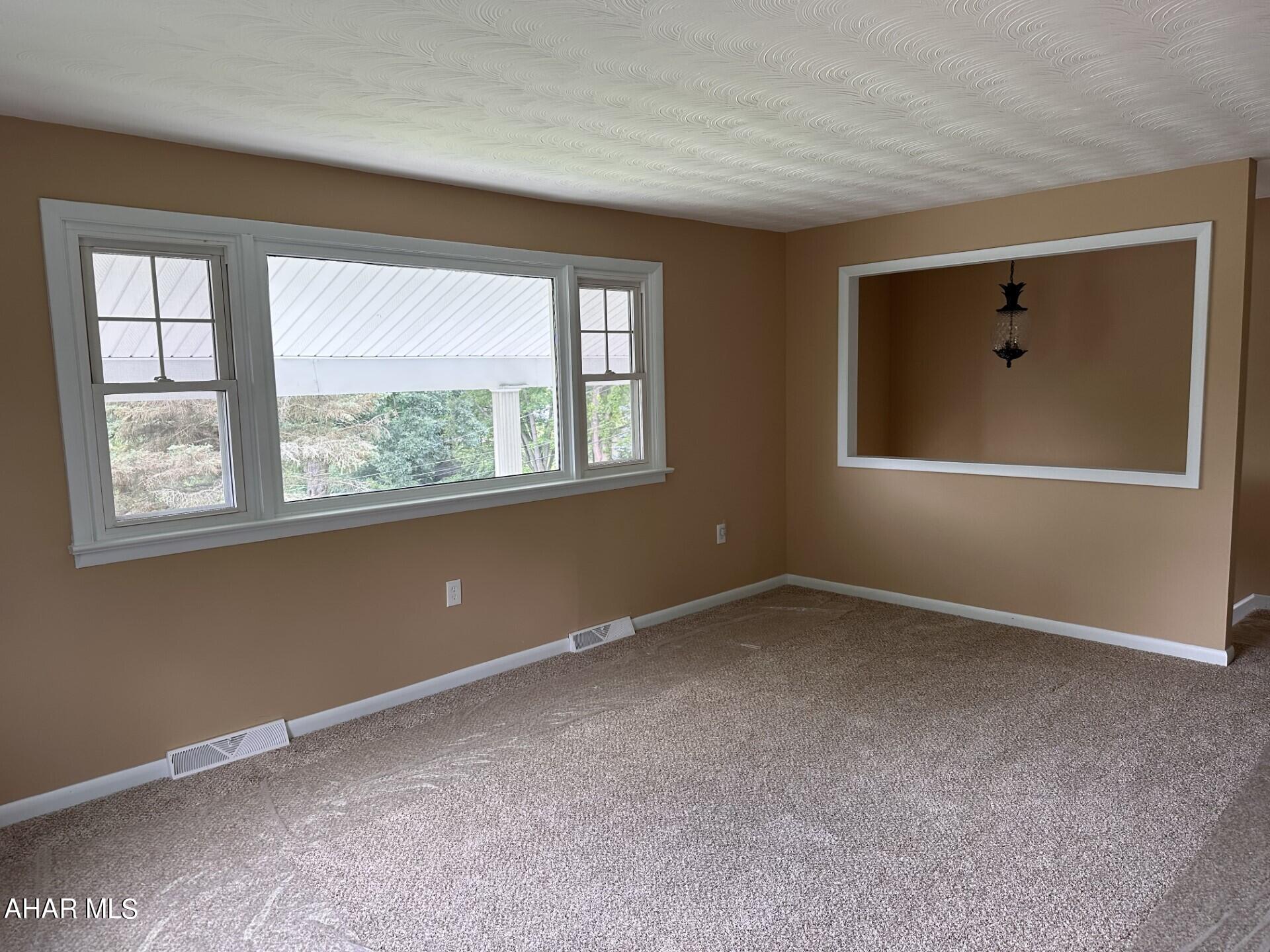 Juniata - Residential