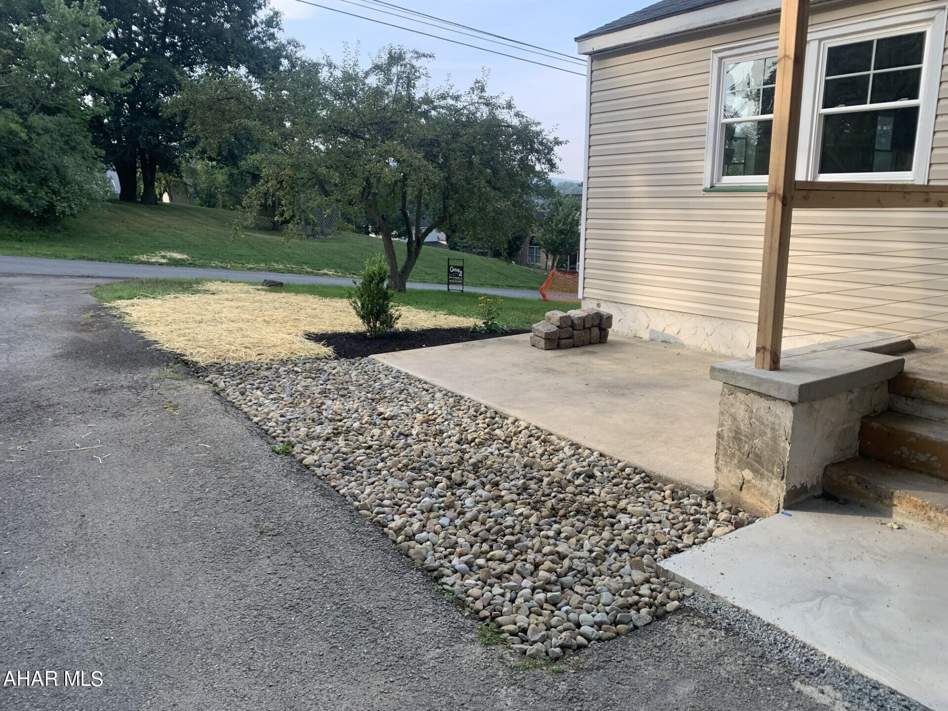 Juniata - Residential