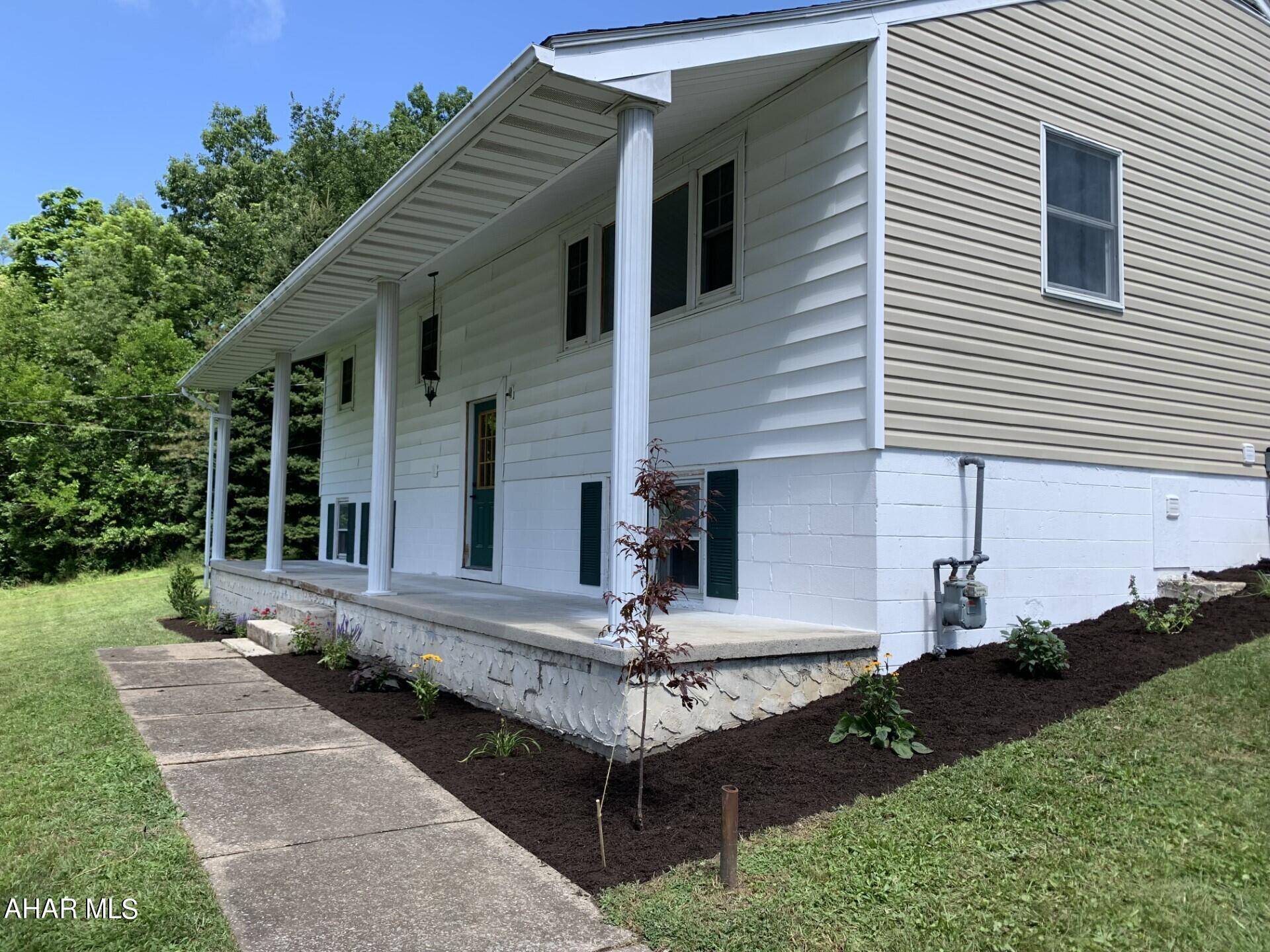 Juniata - Residential