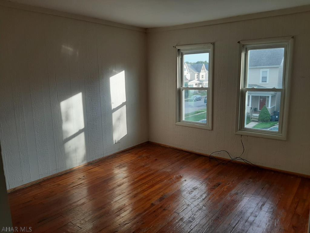 Juniata - Residential