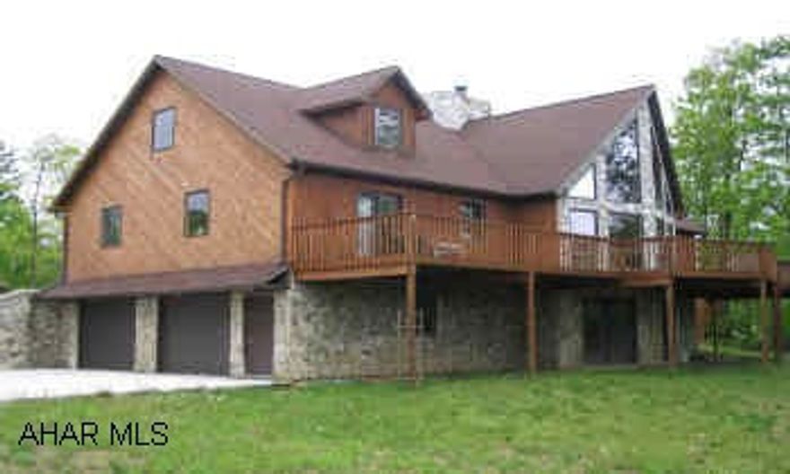 LOFT UPSTAIRS, NEW HARDWOOD FLOORS ON MAIN FLOOR. SPECTACULAR HOME, OUTSTANDING VIEW. VERY SECLUDED AND SPACIOUS. ADDITIONAL 6 ACRES AVAILABLE WITH A 4 STALL BARN, FOR TOTAL OF $285,000. CALL LISA, 814-207-1919 TO VIEW PEOPERTY.