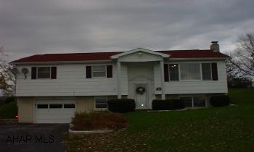 Great bi-level on large lot includes new 15x30 inground pool, 3 bedrooms, 2 updated baths, new carpet, security system, new pergo flooring, newer roof, sunroom, great views, and 1 year home warranty.  Security system includes fire/carbon monoxide detectors and full security.