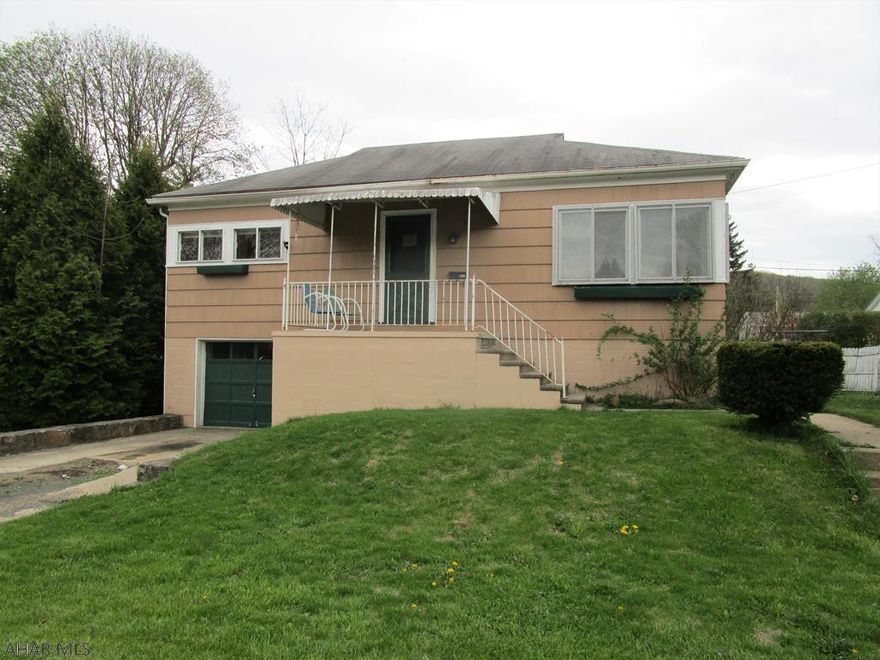 Terrific location just off South Juliana Street and just a few blocks to the downtown area!!  Home offers a living room, kitchen, dining room, two bedrooms and a full bath.  Full basement, oil hot water heat and one-car integral garage. This could be a nice starter or retirement home with updating throughout.