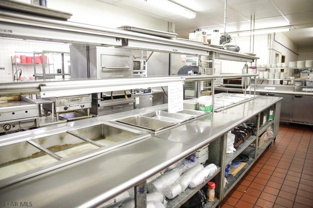 Unknown - Commercial Sale