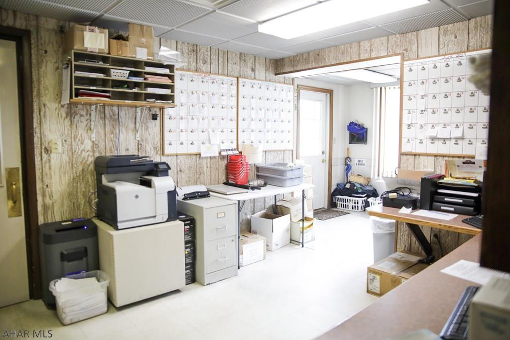 Unknown - Commercial Sale