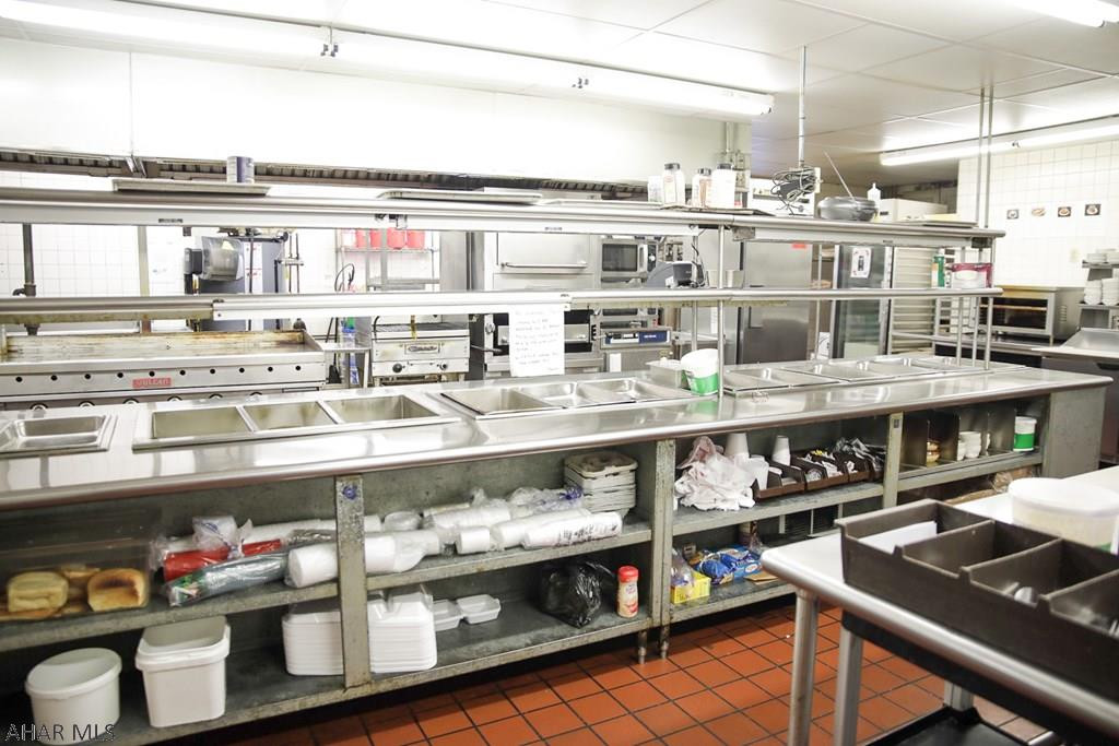 Unknown - Commercial Sale