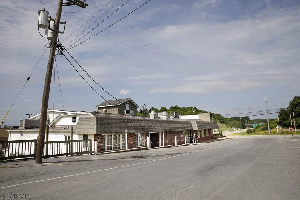 Unknown - Commercial Sale