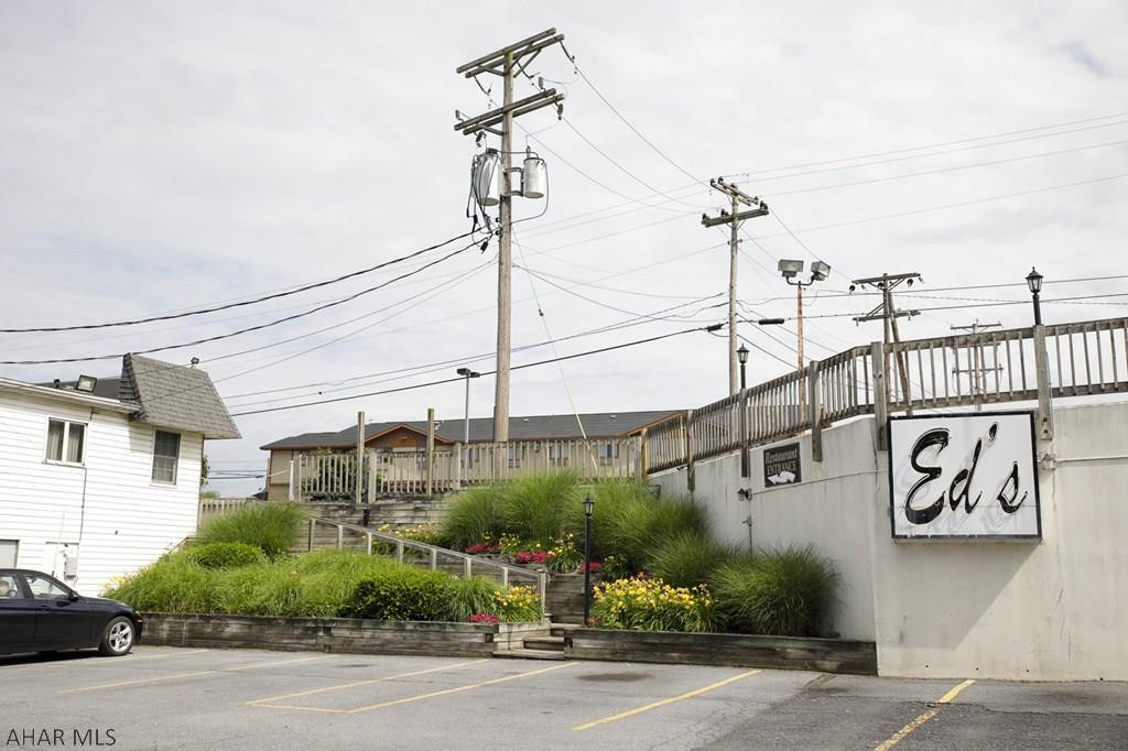 Unknown - Commercial Sale