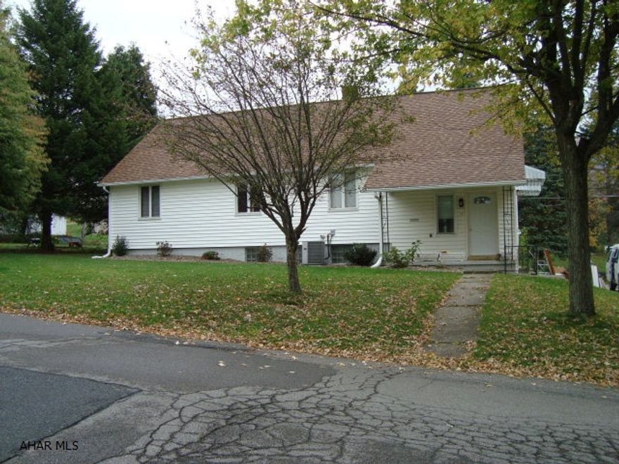 has been repainted through out --A-1 condition, blinds/window covering,concrete drive. NO smoking/or pets