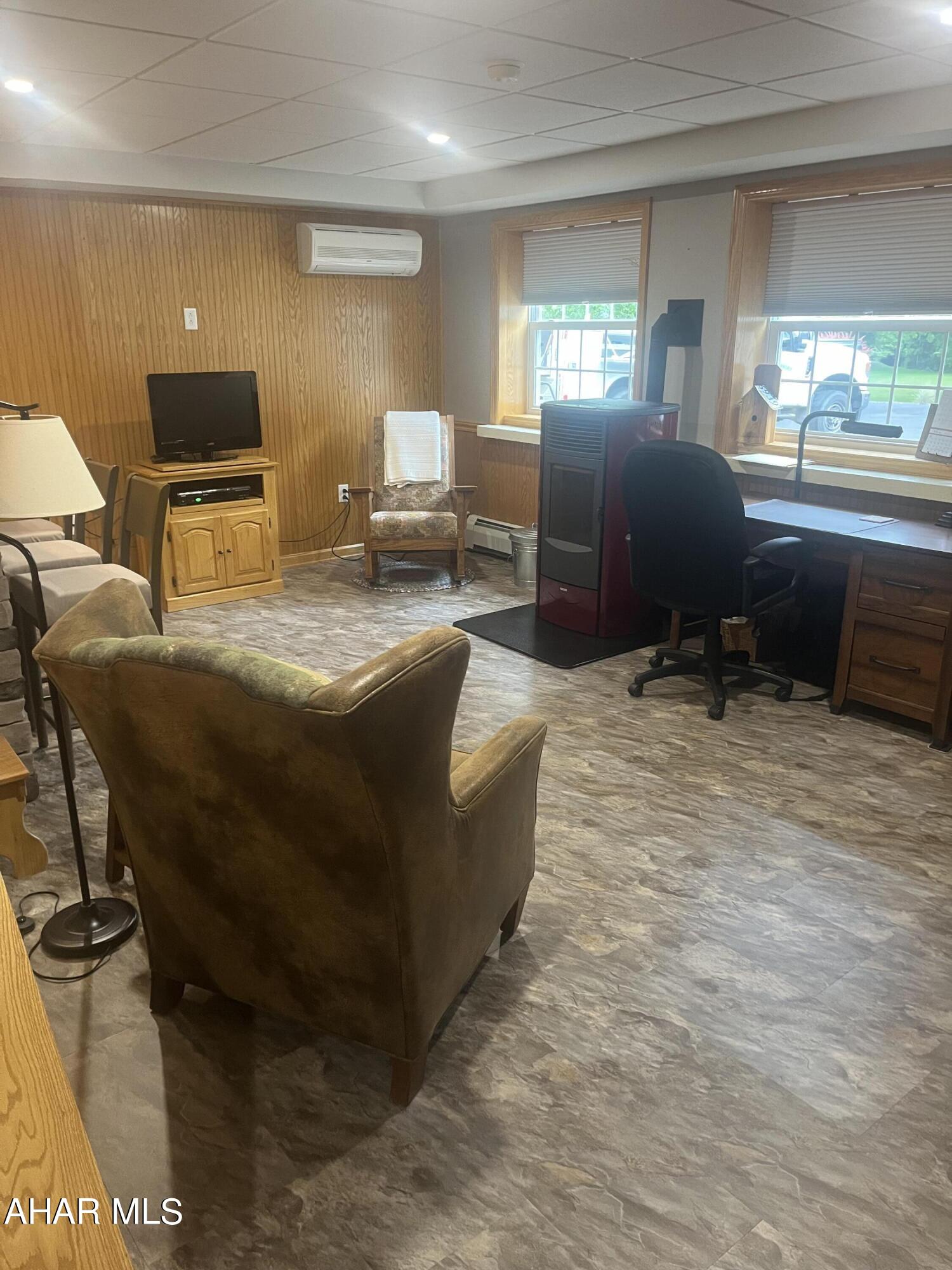 Meadowbrook Terrace - Residential