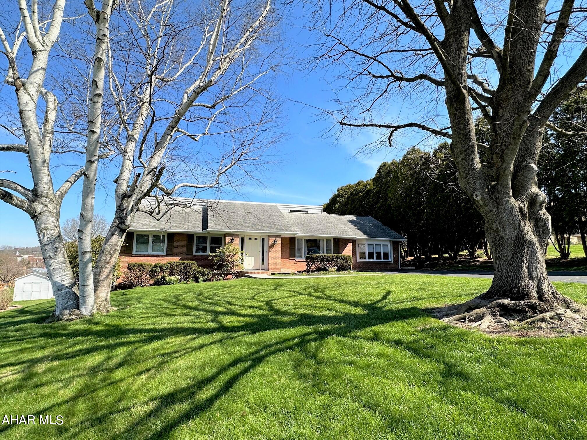 Meadowbrook Terrace - Residential