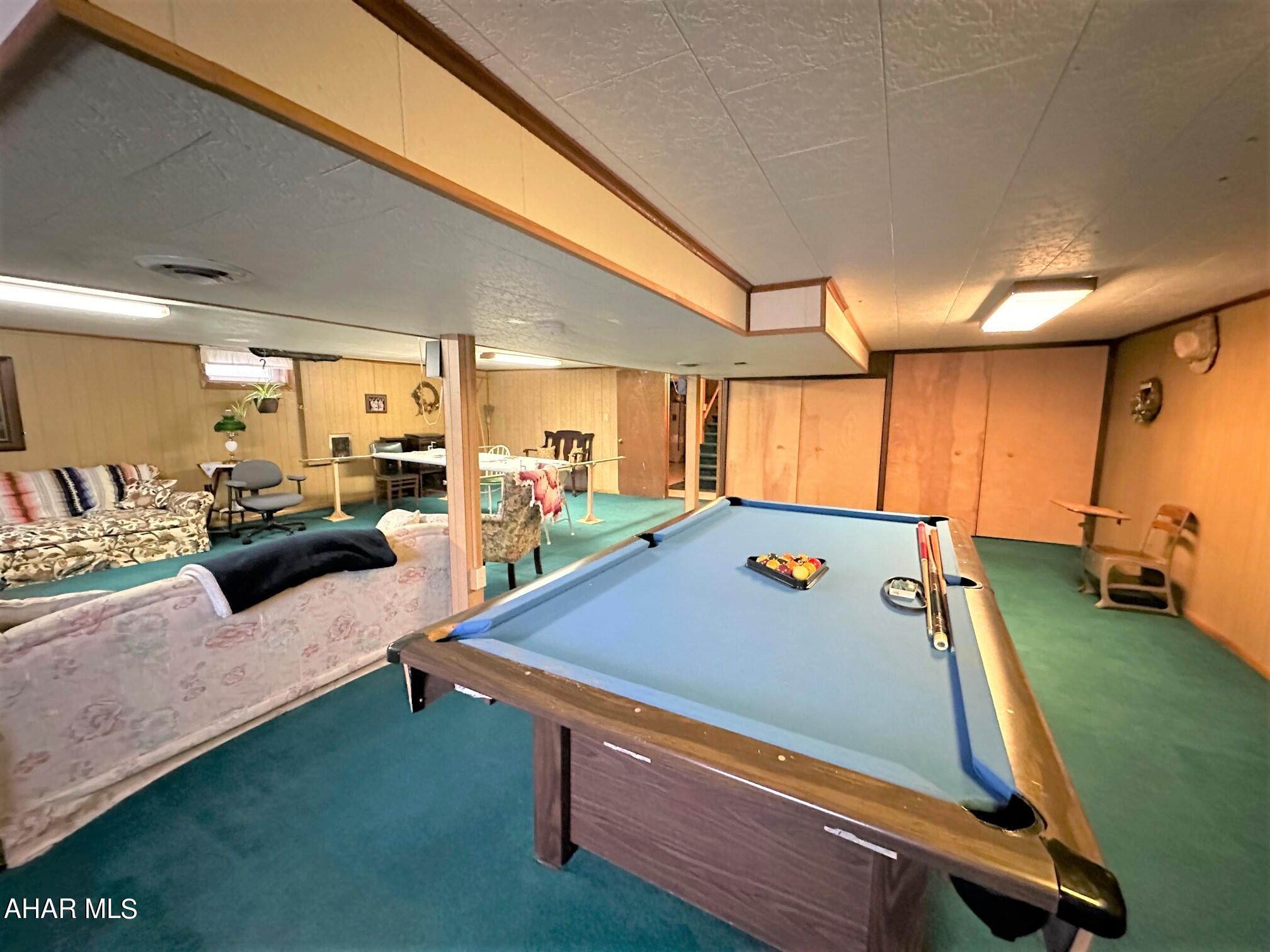 Meadowbrook Terrace - Residential