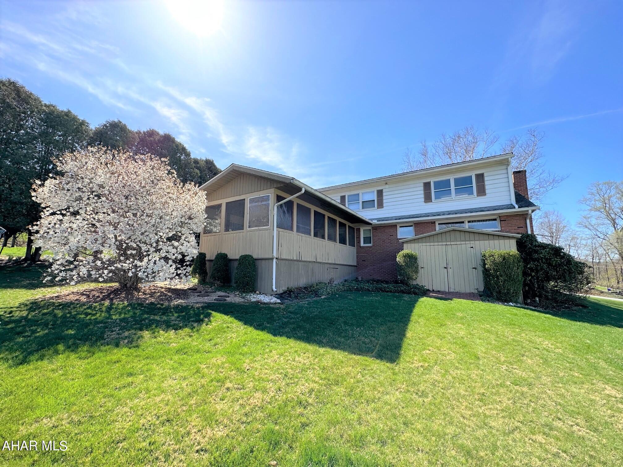 Meadowbrook Terrace - Residential
