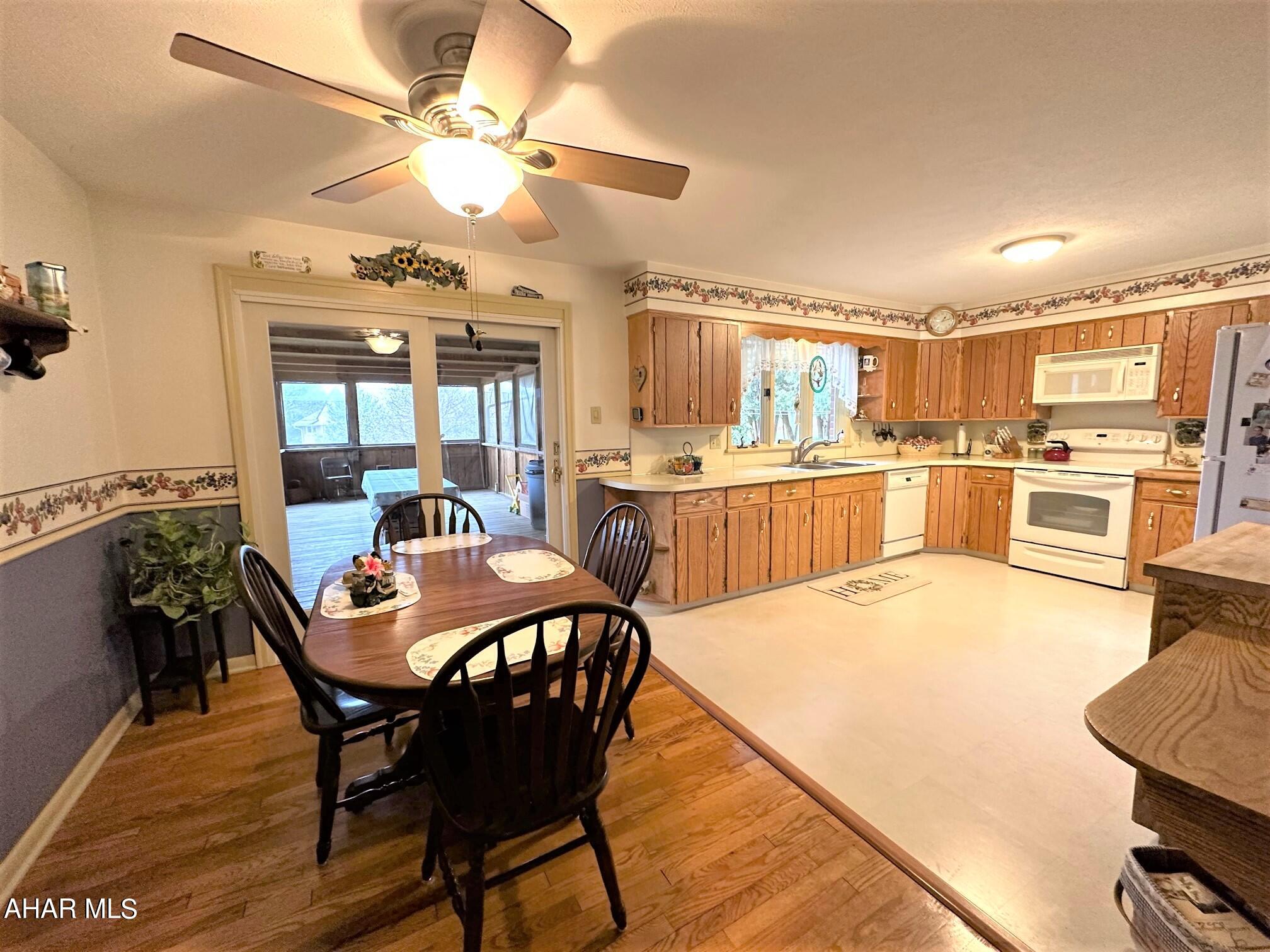 Meadowbrook Terrace - Residential