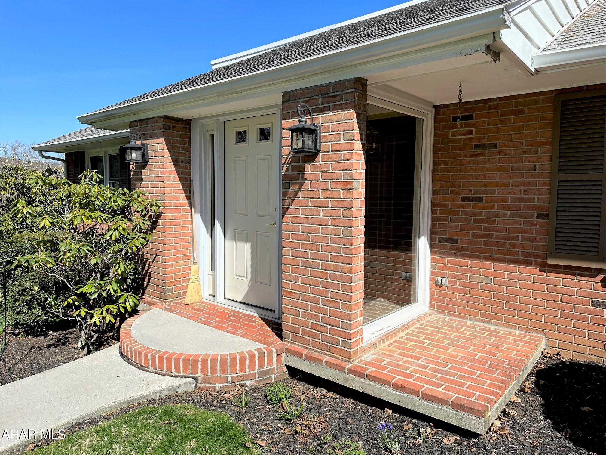 Meadowbrook Terrace - Residential