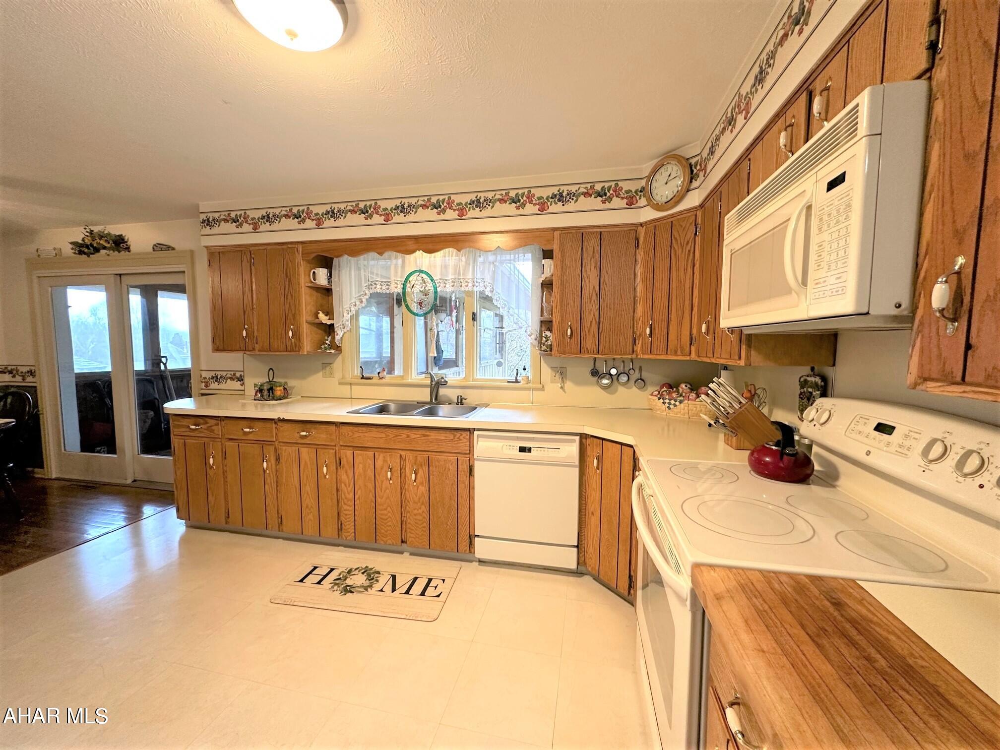 Meadowbrook Terrace - Residential