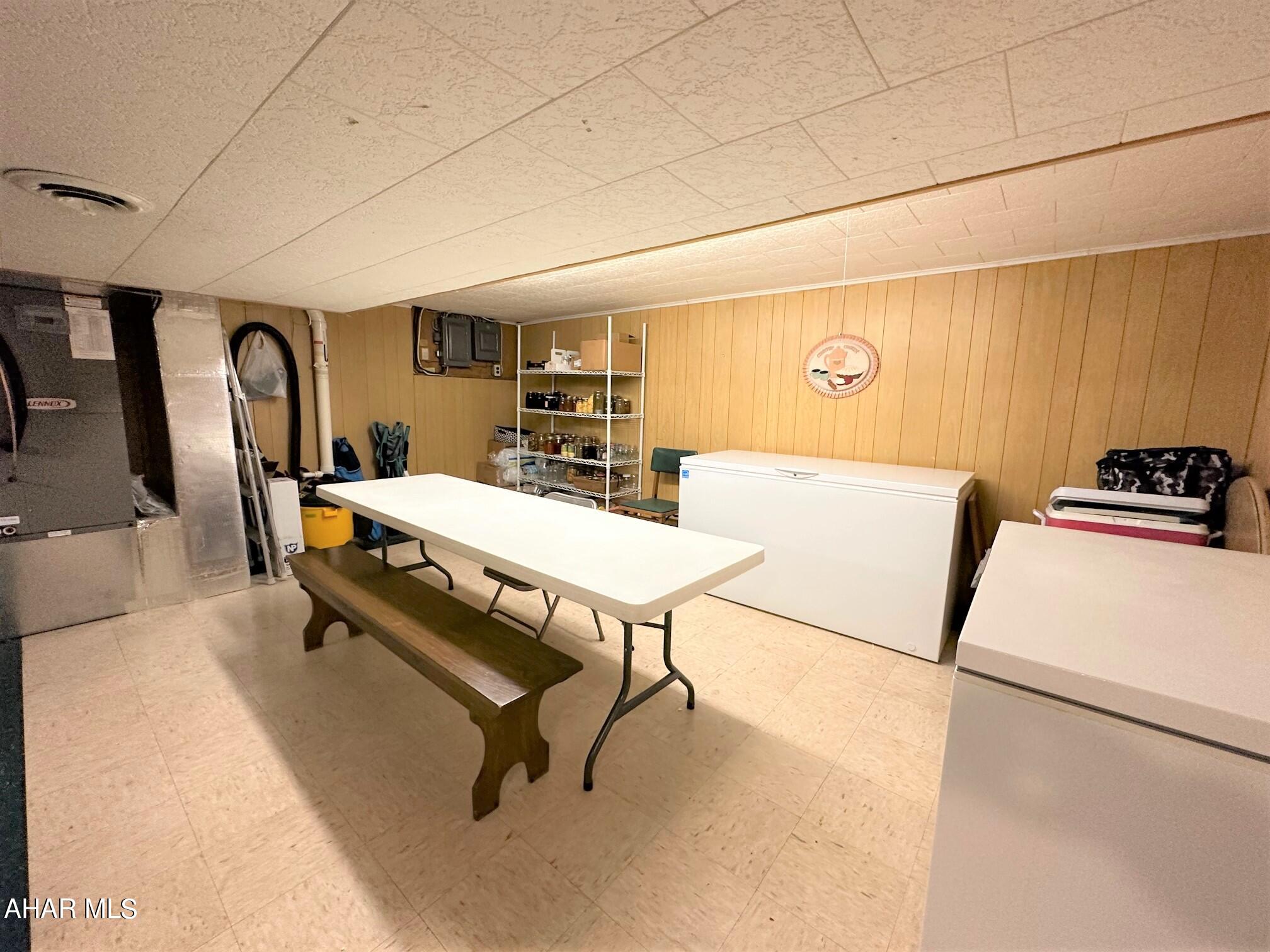 Meadowbrook Terrace - Residential