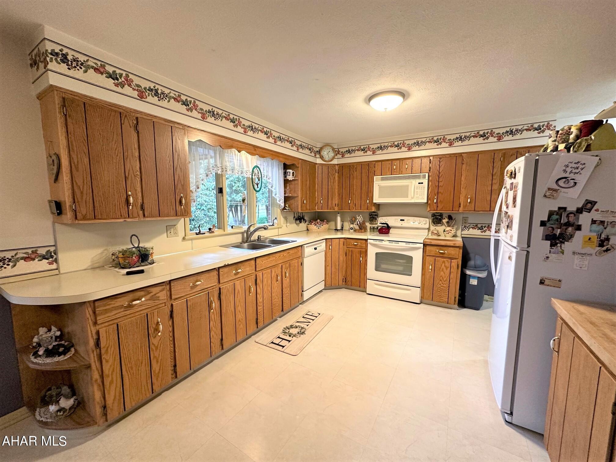 Meadowbrook Terrace - Residential