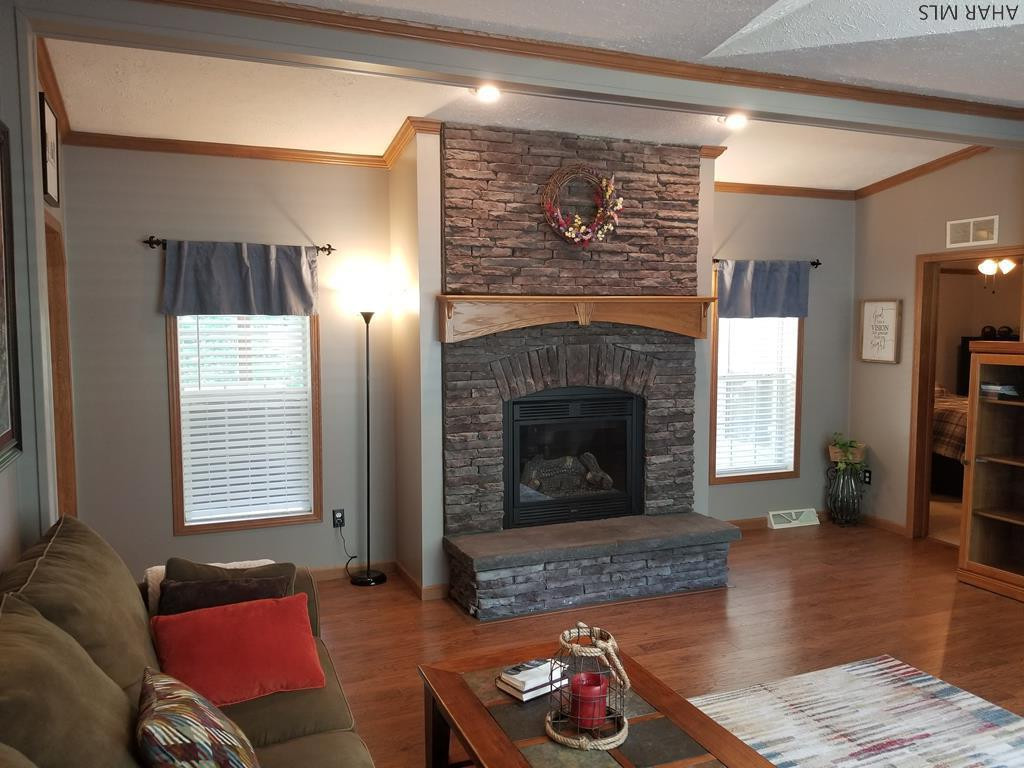 Glendale Yearound - Residential