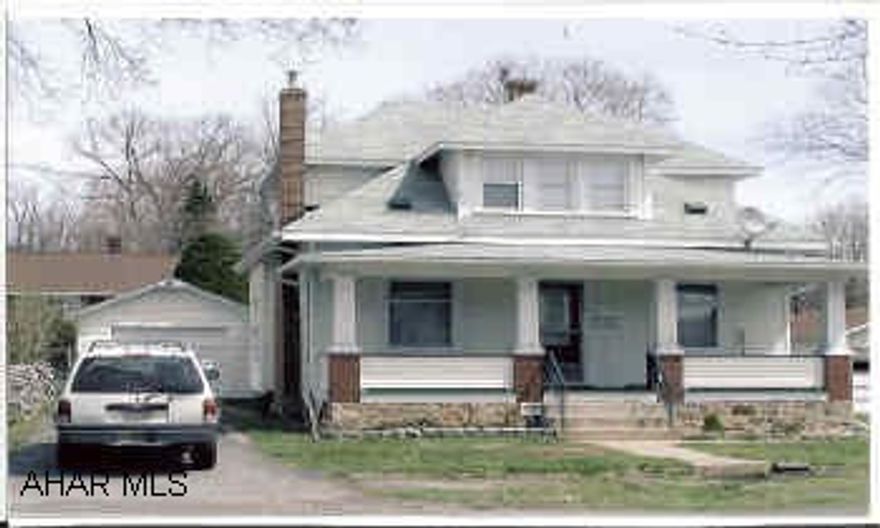 Very nice 3 BR, 2 Full Bath home completely remodeled with new kitchen and bath - also a newer roof, siding, window and furnace. Very nice 3 BR, 2 Full Bath home completely remodeled with new kitchen and bath - also a newer roof, siding, window and furnace.