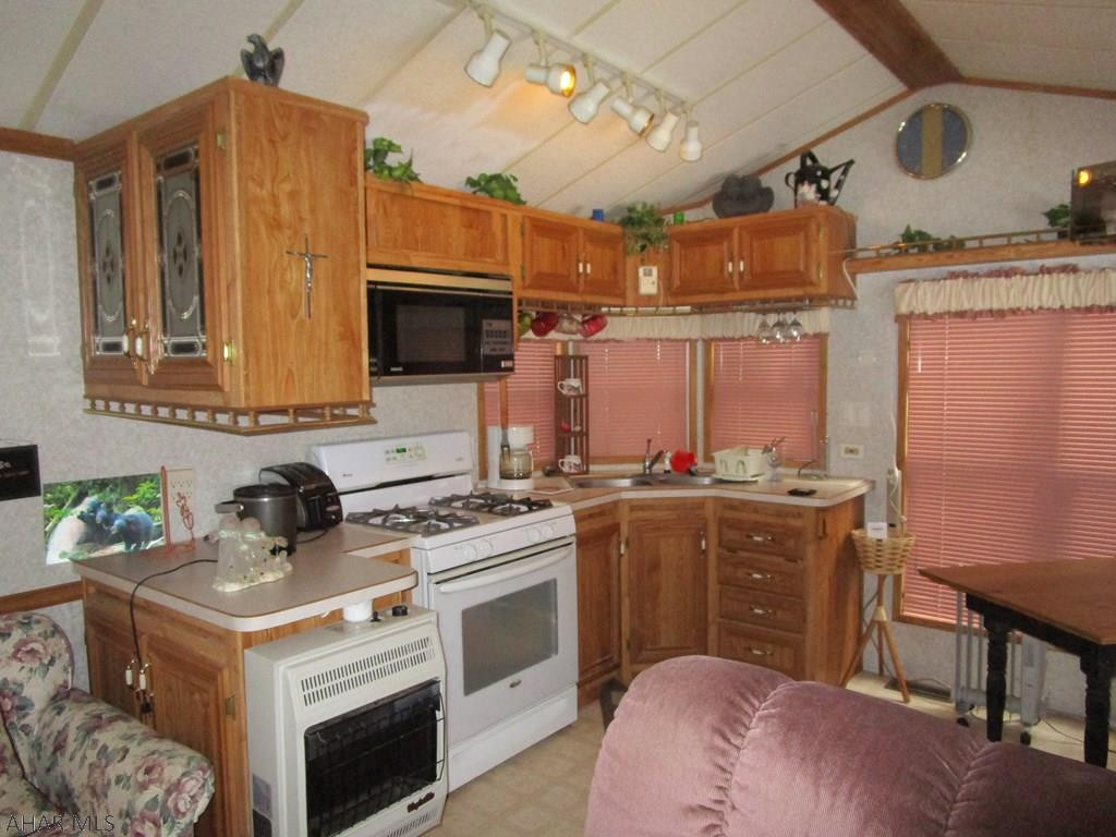 Glendale Yearound - Residential