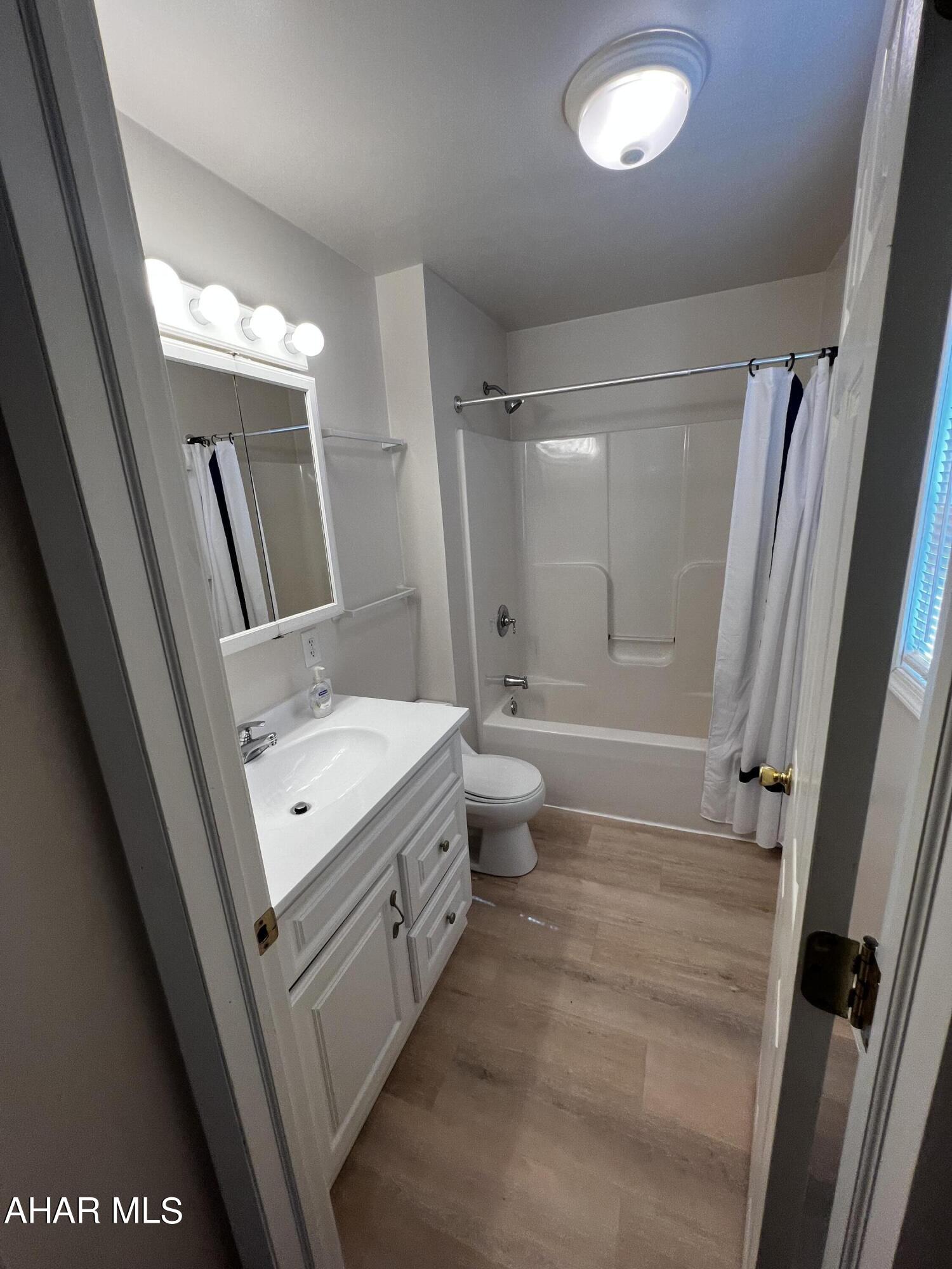 Juniata - Residential