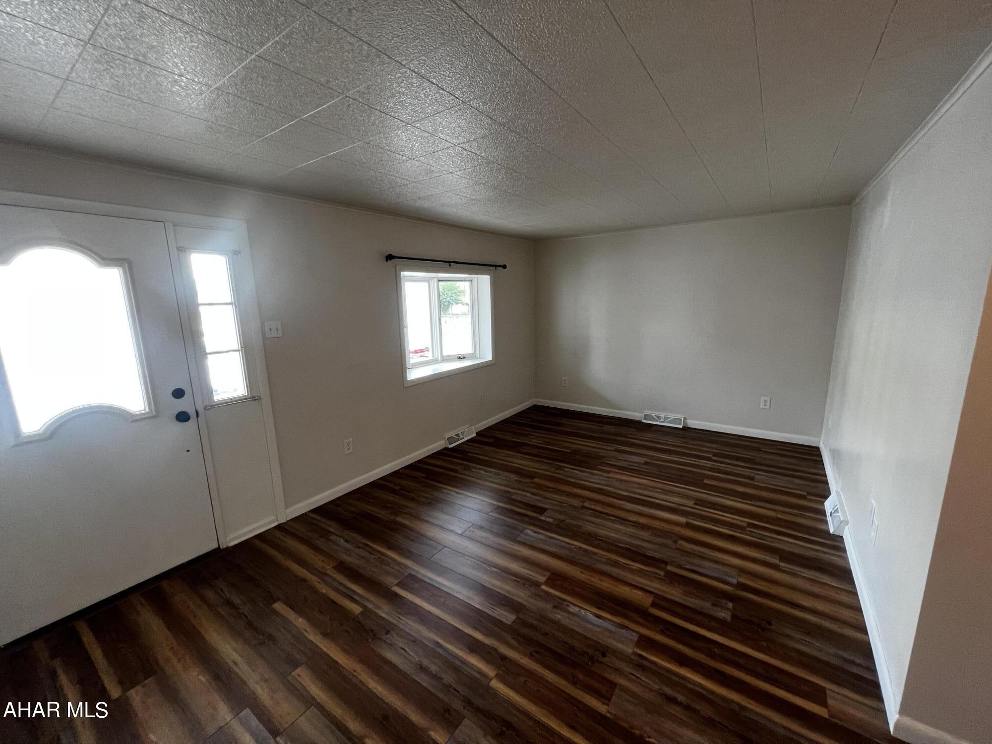 Juniata - Residential