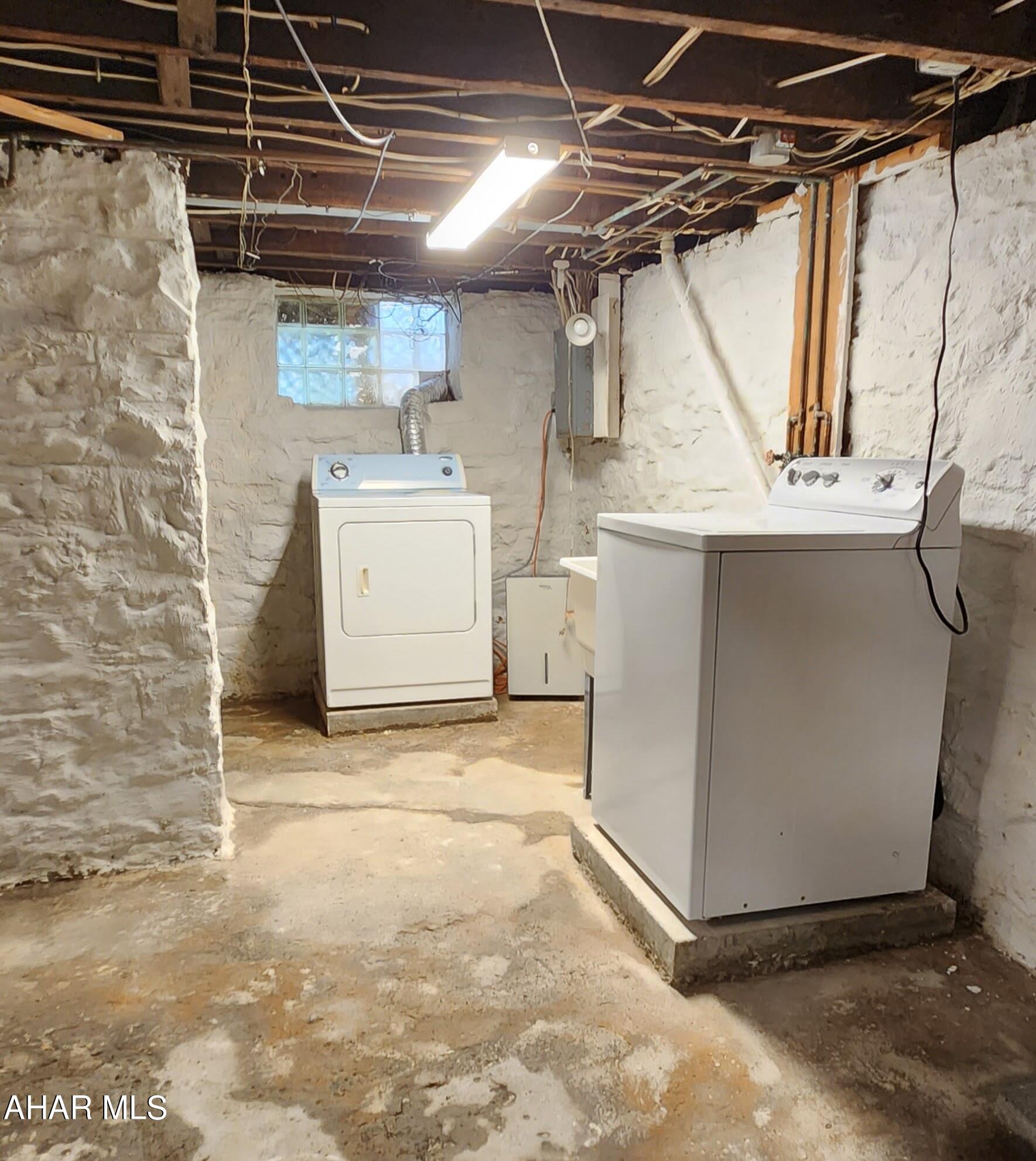 Juniata - Residential