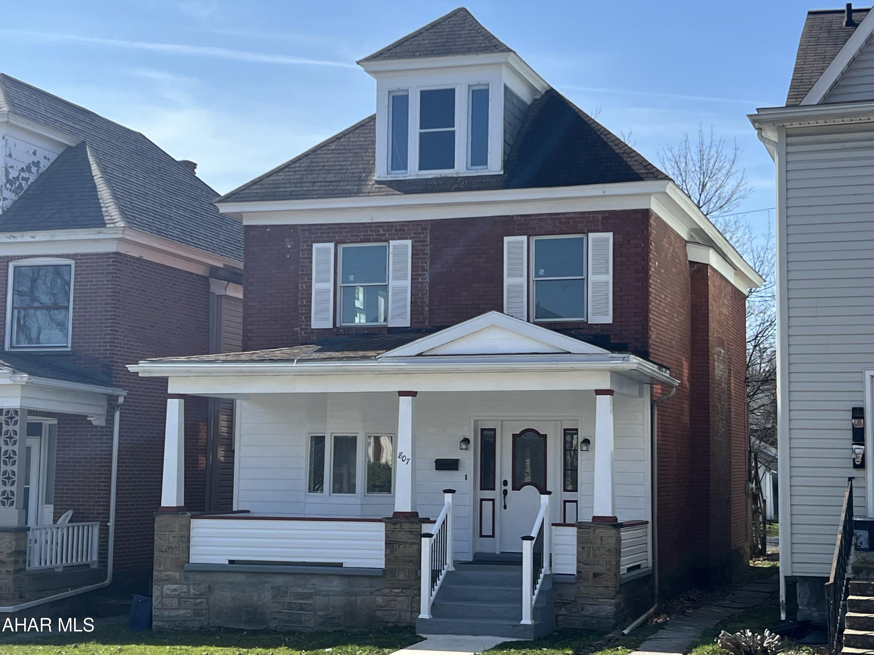 Juniata - Residential