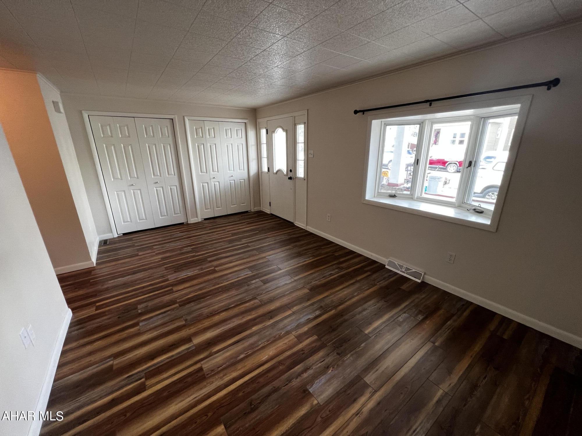 Juniata - Residential