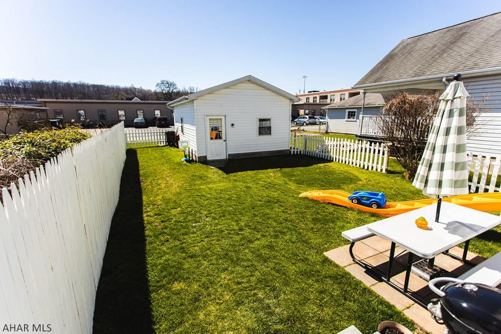 Unknown - Residential