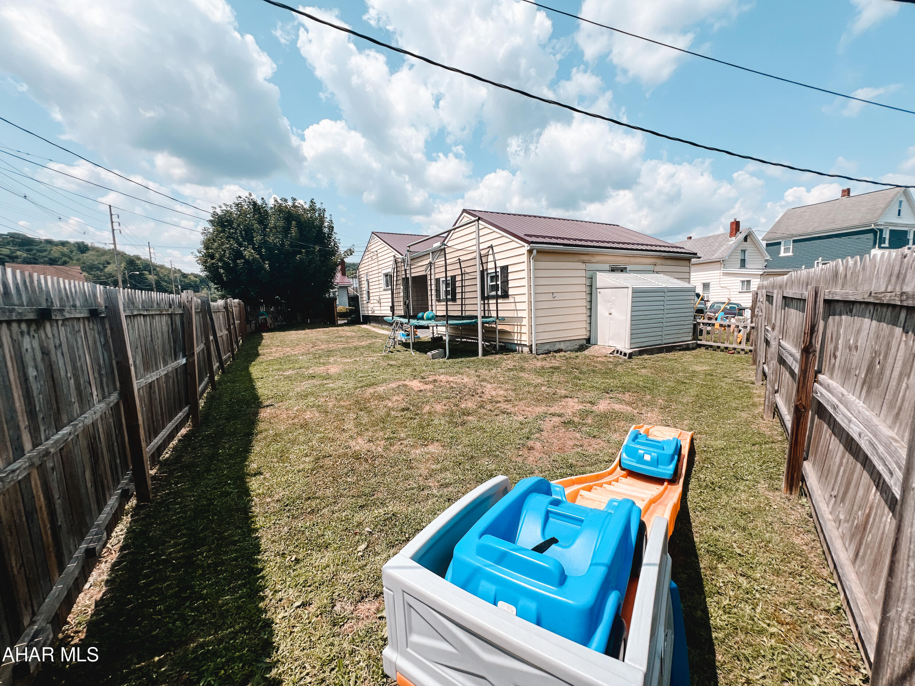 Unknown - Residential