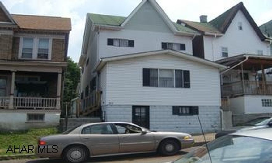 2 Story, 3 BR, 1 3/4 Baths Can be a beautiful home with some TLC.