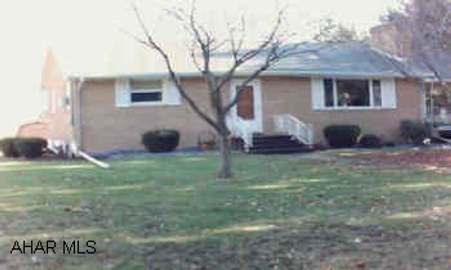 2BR ranch/brick. Very good condition.