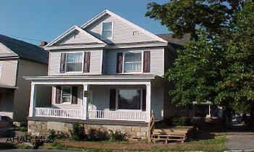 Newcarpet and vinyl flooring, vinyl siding, new roof,  tilt-in windows, large modern bath