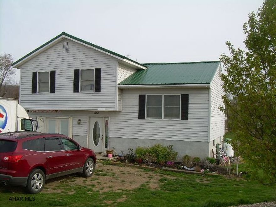 Nice rural area with space to grow, bring some of your ambitions and finish to your liking.