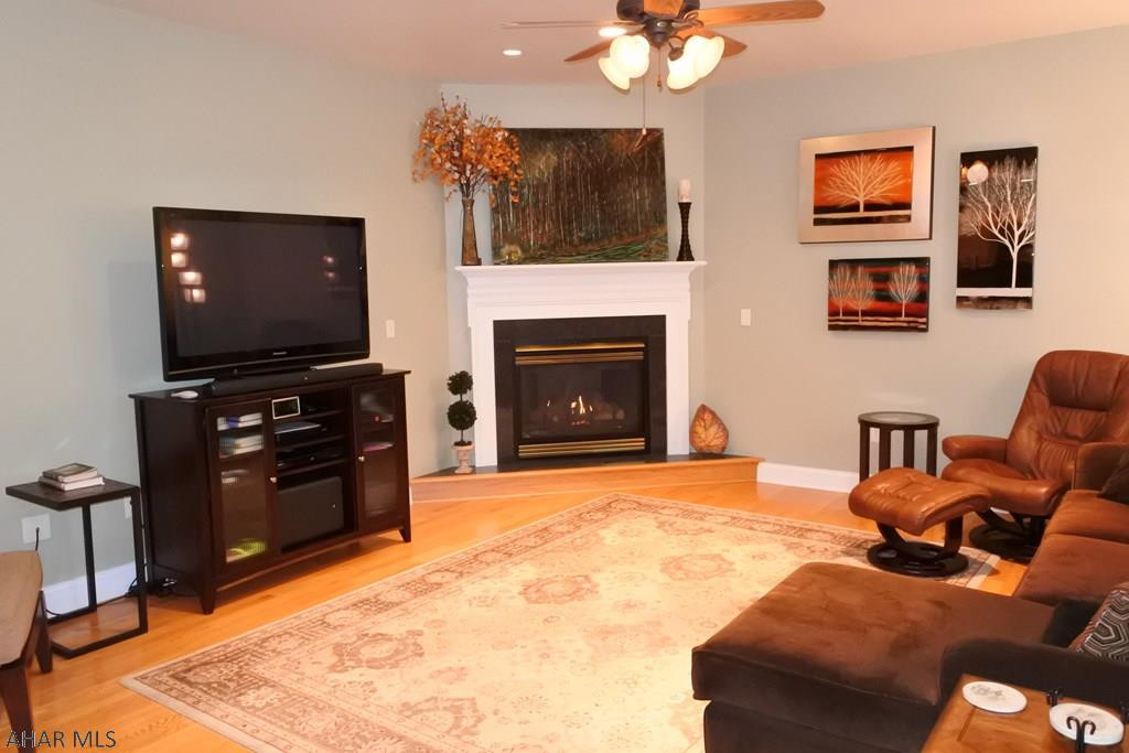 Las Villas - Residential