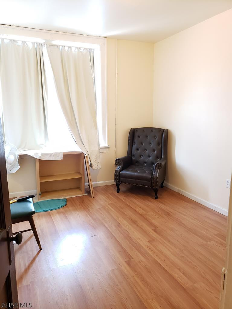 Unknown - Commercial Sale