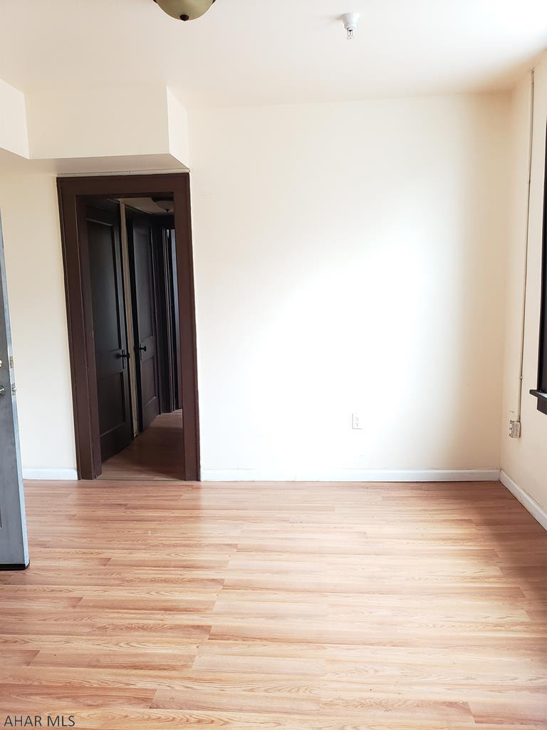 Unknown - Commercial Sale