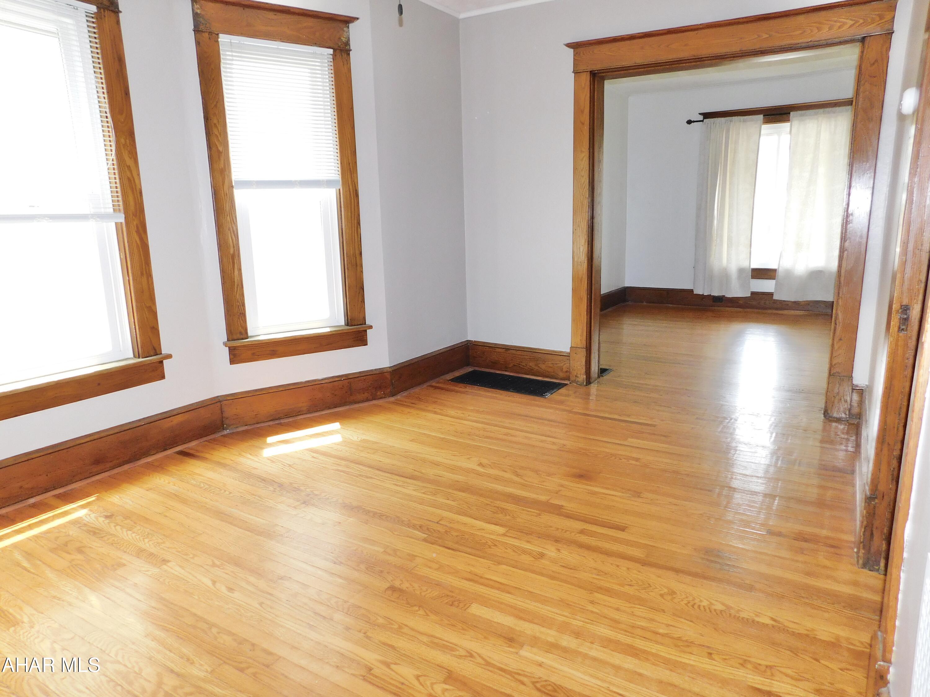 Juniata - Residential