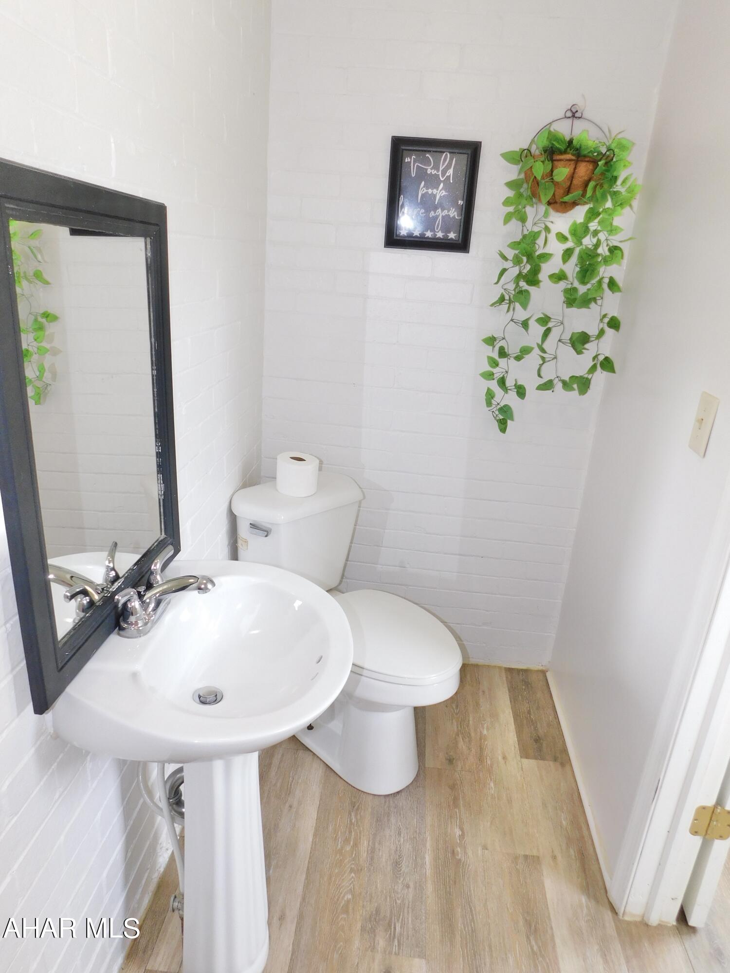 Juniata - Residential