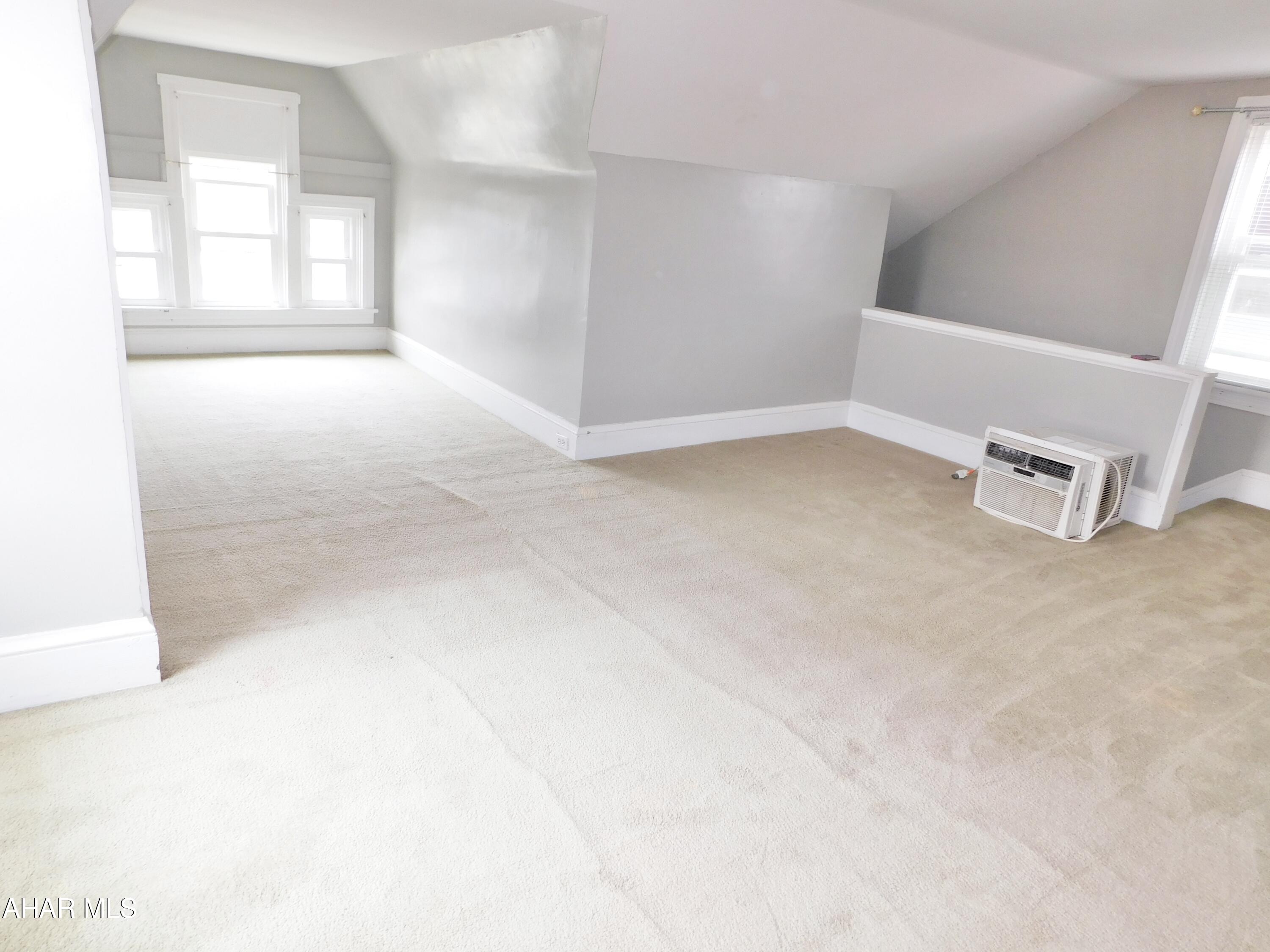 Juniata - Residential