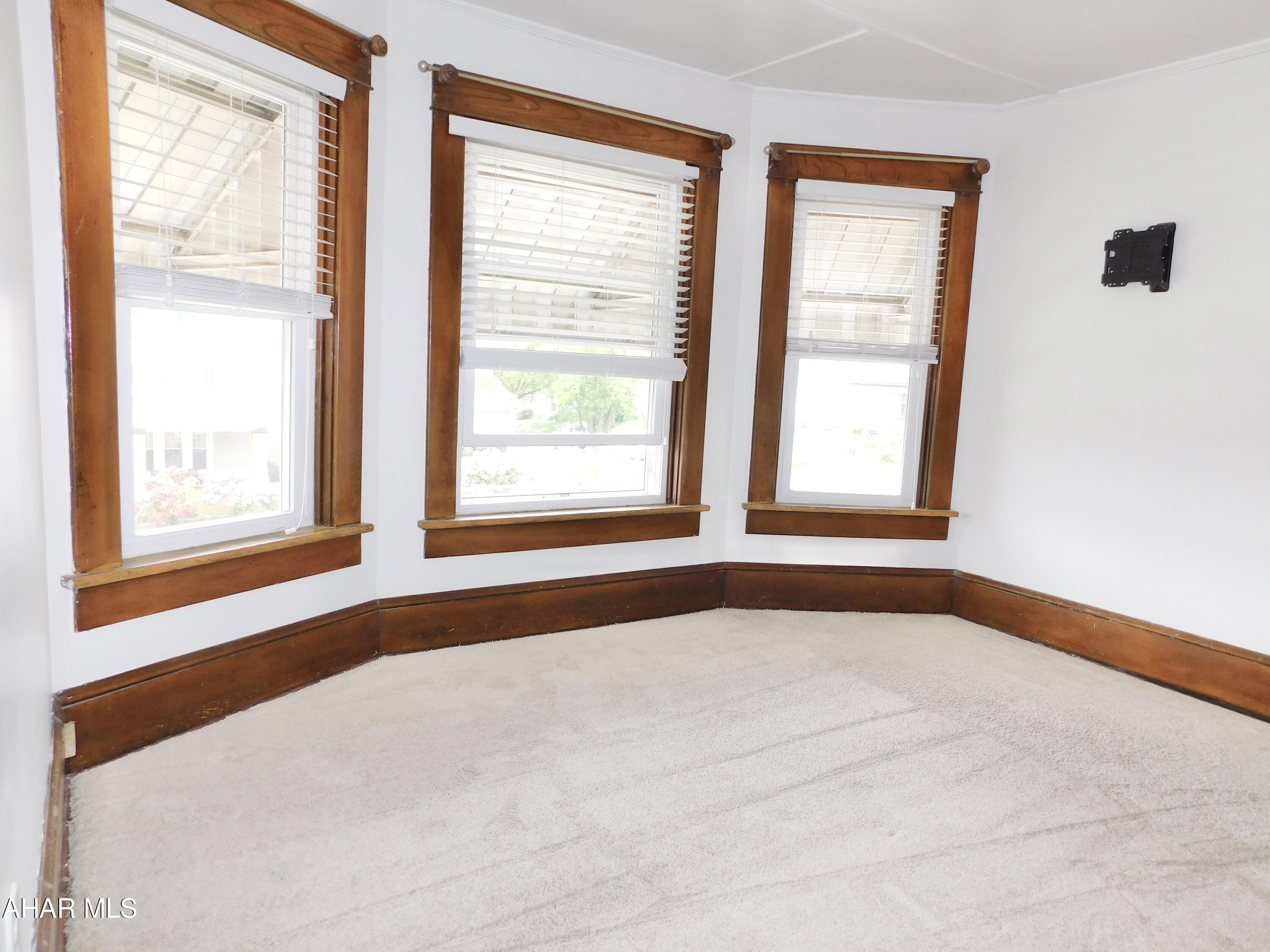 Juniata - Residential