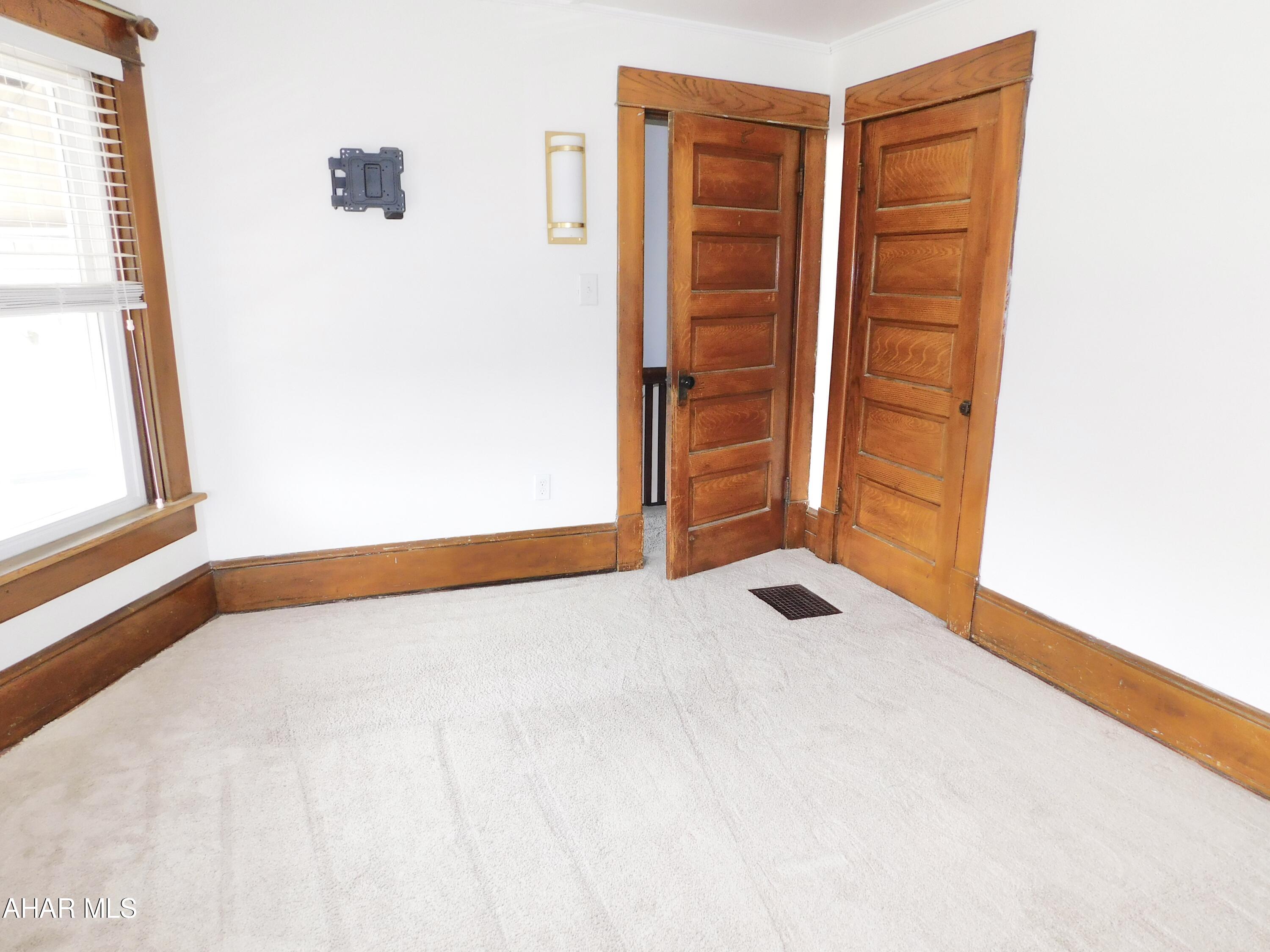 Juniata - Residential