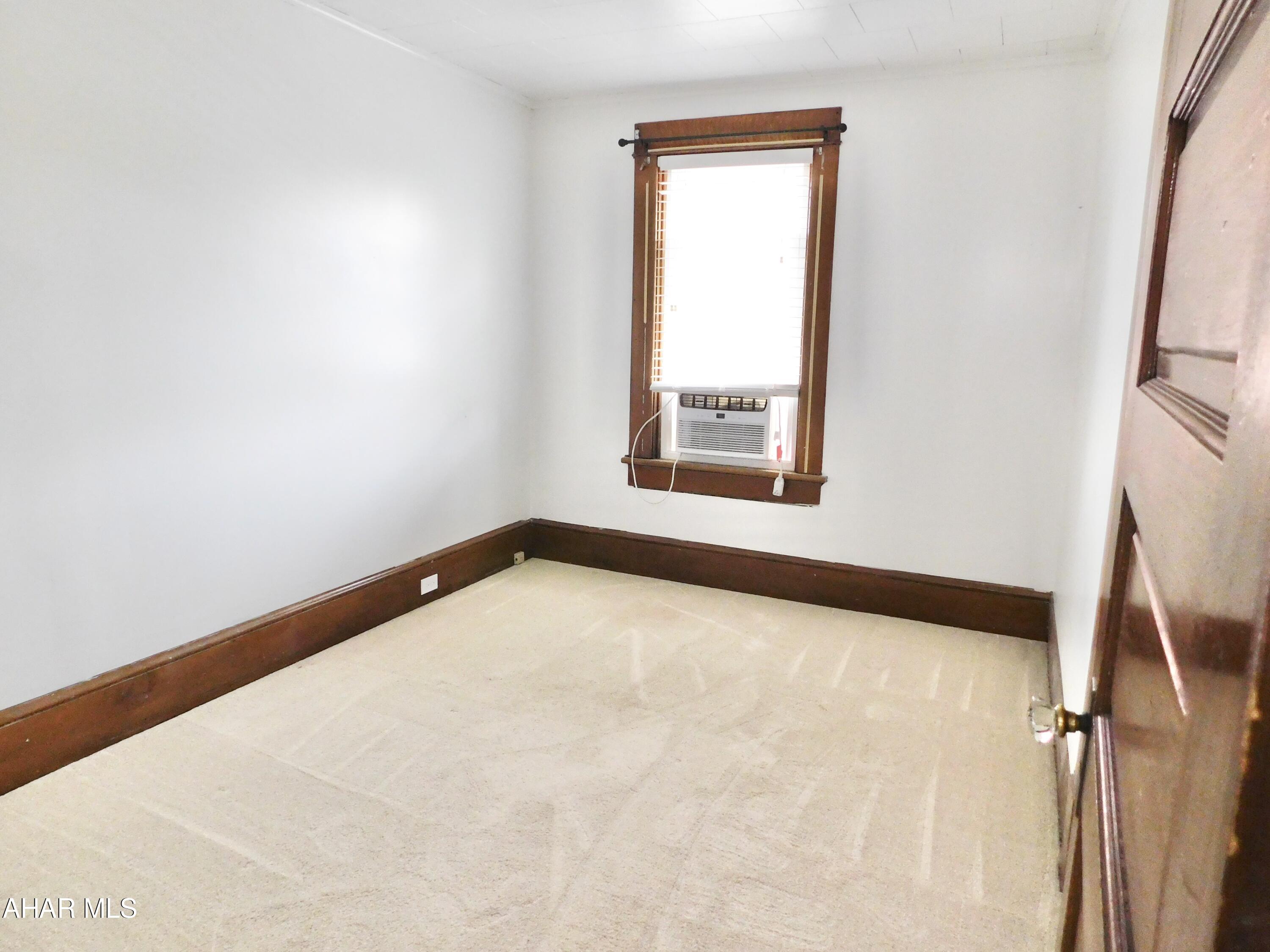 Juniata - Residential