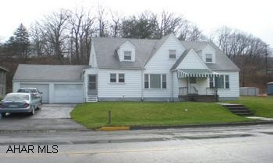 Handicapped accessible. Hardwood floors, updated kitchen, 1st floor laundry, master br & bath. Upstairs 2 bedrooms. 2 car attached garage. Nice, level lot. Handicapped accessible home. Updated kitchen, hardwood floors, master bedroom and bath, and laundry room on first floor. Second floor consists of 2 bedrooms and a bath. 2 car attached garage. Nice, level lot.