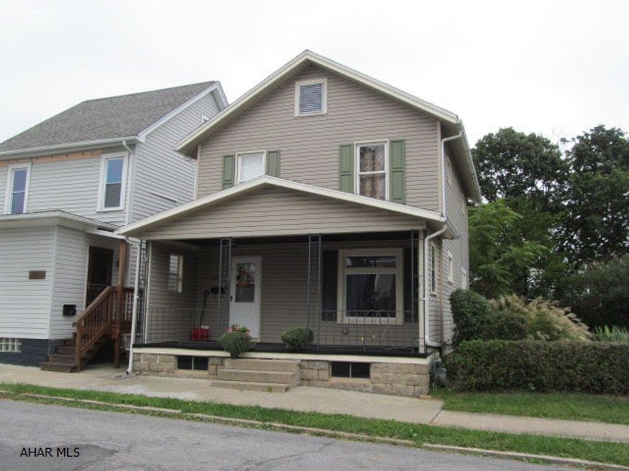 Why pay rent when you can own this updated home that's ready to move in to?  Updated kitchen, fenced yard, off street parking, nice covered deck in the back and plenty of closet space.  Newer mechanics make this home ready for the new owner.